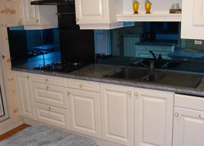 T4 Proche Hypercentre, Box Auto Prive Et Loggia Daire *